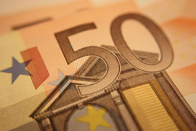 La contribución de los nuevos autónomos se incrementa de 50 a 300 euros con la letra pequeña